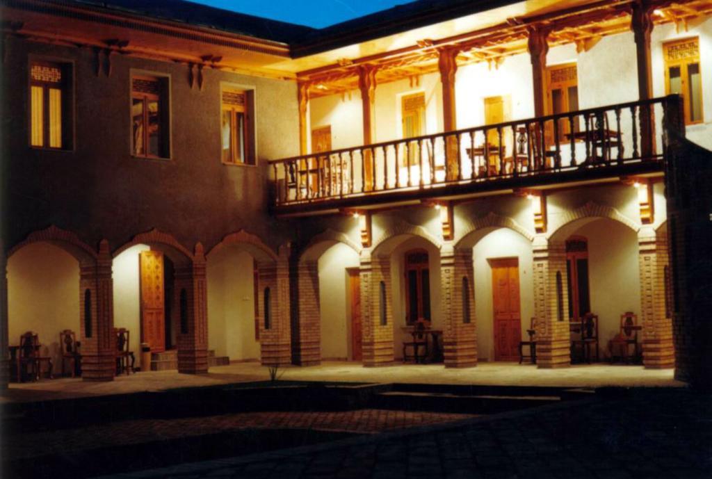 Malika Classic Hotel Samarkand Bagian luar foto